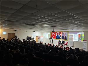 Tünellerde uygulanan inşaat teknikleri, beton kimyasalları ve karayolları üst yapı kaplamasında kimyasal katkıların rolü konferansı yoğun ilgi gördü